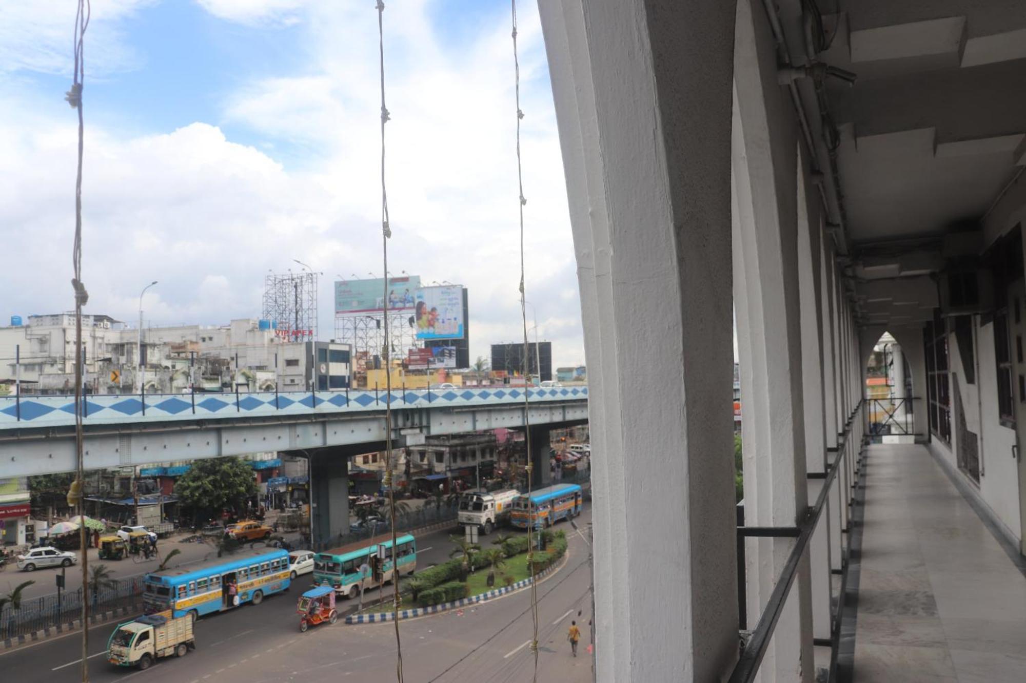 Shivangan Hotel And Banquet Kolkata Exterior photo