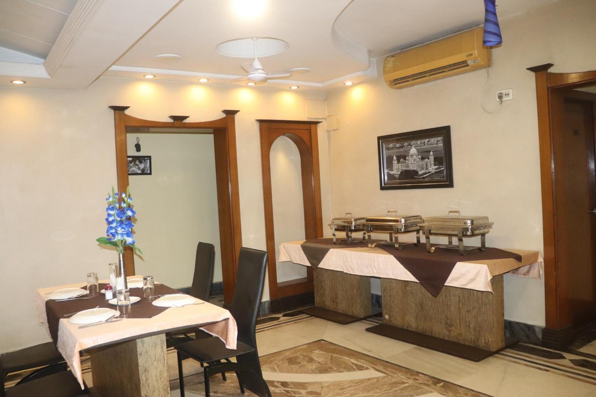 Shivangan Hotel And Banquet Kolkata Exterior photo